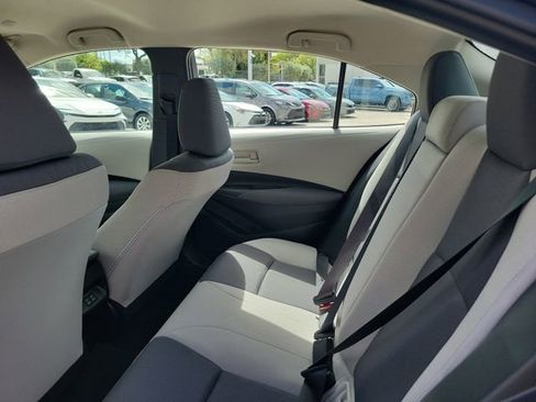 Used 2025 Toyota Corolla LE image 6