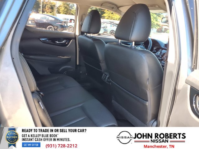 Used 2022 Nissan Rogue Sport SL AWD/4WD image 17
