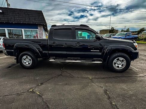 Used 2015 Toyota Tacoma 4x4 Double Cab image 10