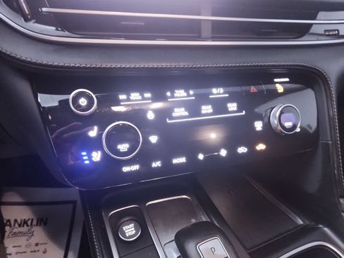 Used 2024 INFINITI QX60 Luxe FWD image 19