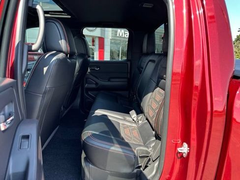 Certified 2025 Nissan Frontier PRO-4X w/ Pro Premium Package AWD/4WD image 22