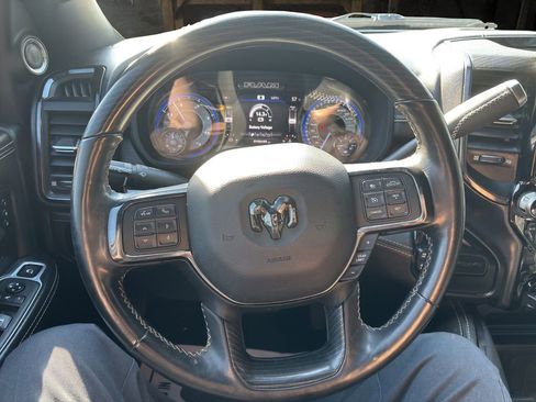 Used 2022 RAM 2500 Limited AWD/4WD image 20
