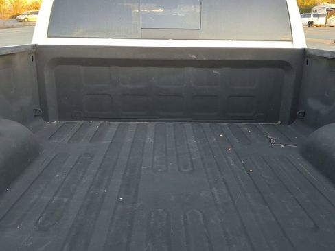 Used 2018 RAM 1500 Laramie w/ Convenience Group image 12