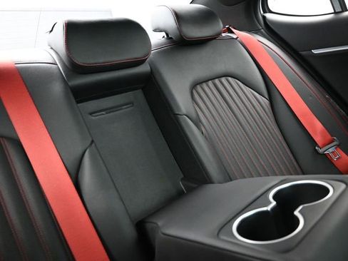 Used 2023 Genesis G70 2.0T w/ Sport Prestige Package image 25