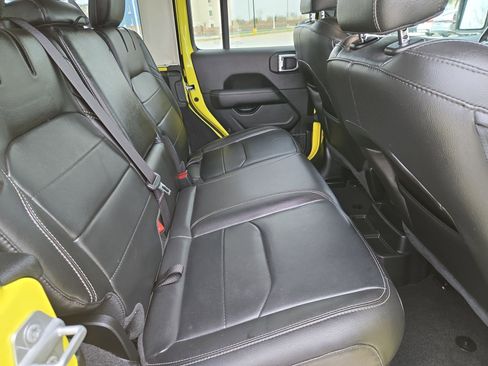 Used 2023 Jeep Wrangler Sahara w/ Cold Weather Group image 31