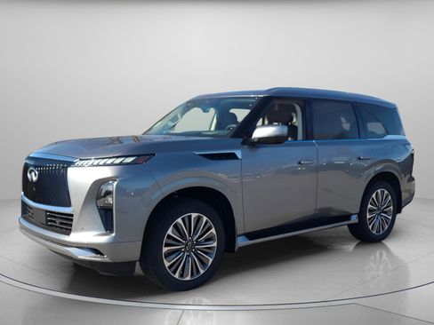 New 2026 INFINITI QX80 Luxe image 2