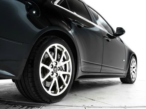 Used 2010 Cadillac CTS V image 11