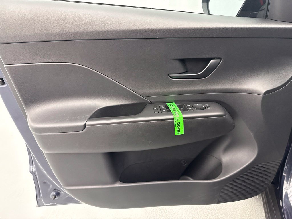 Used 2024 Hyundai Kona SEL AWD/4WD image 17