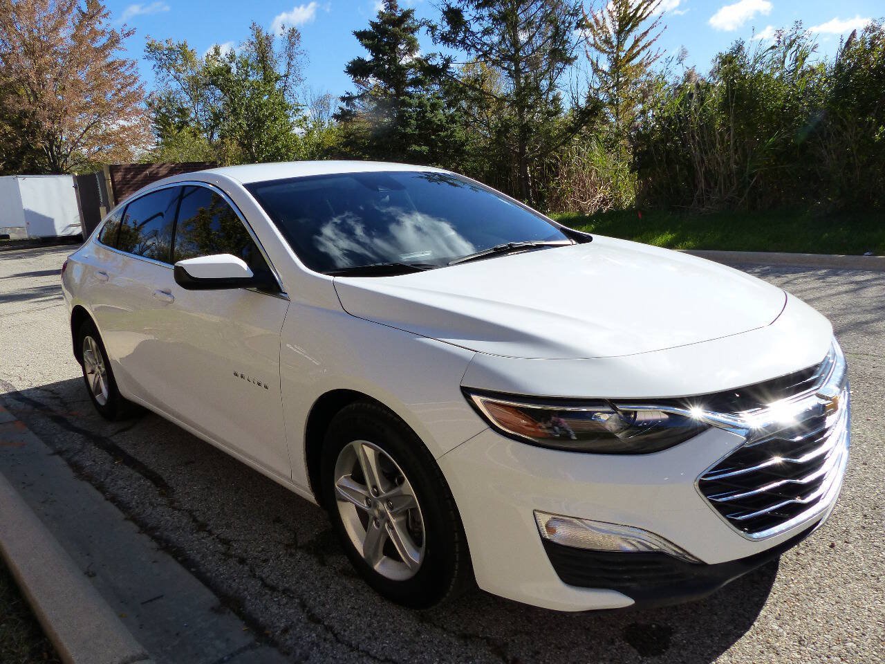 Used 2024 Chevrolet Malibu LS w/ Driver Confidence Package FWD image 11