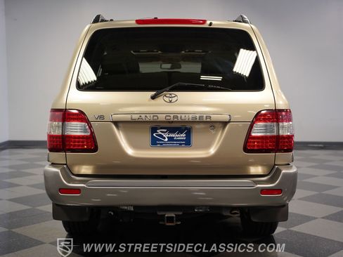 Used 2006 Toyota Land Cruiser image 26