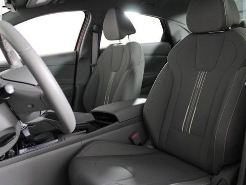 Certified 2026 Hyundai Elantra Sport FWD image 18