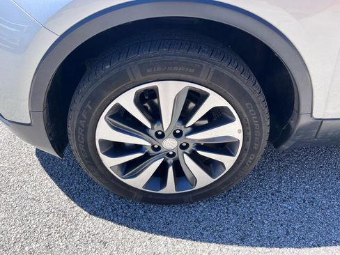 Used 2019 Buick Encore Essence AWD/4WD image 10