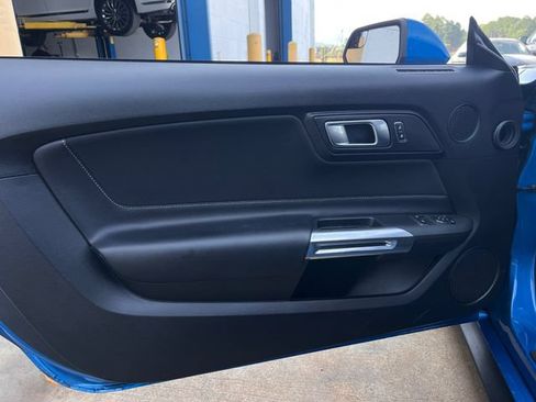 Used 2020 Ford Mustang Coupe w/ Equipment Group 101A RWD image 10