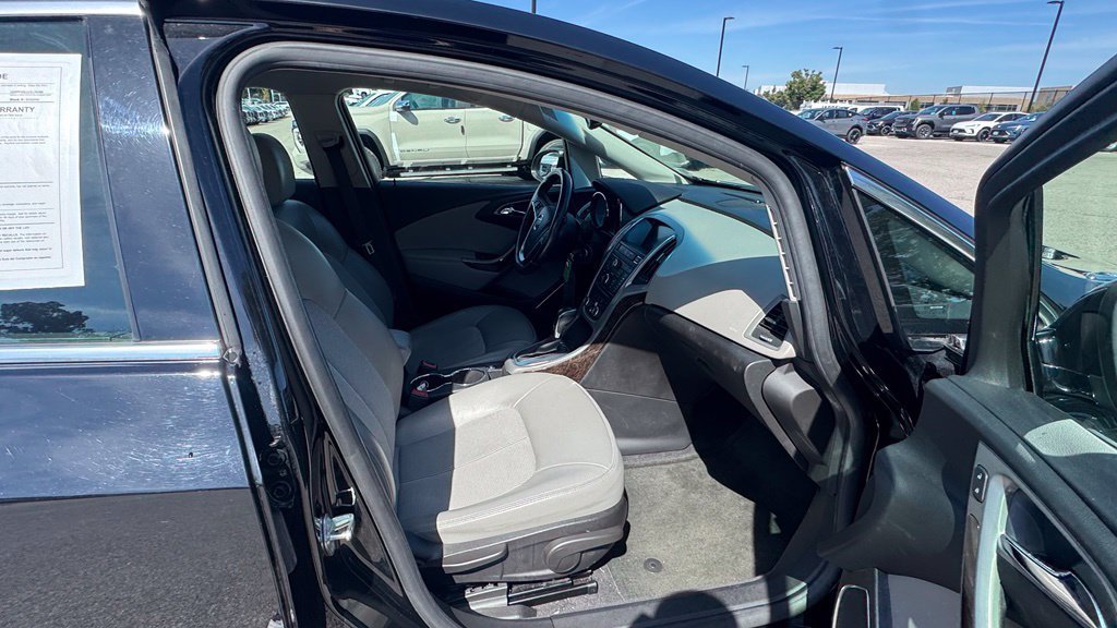 Used 2012 Buick Verano FWD image 8