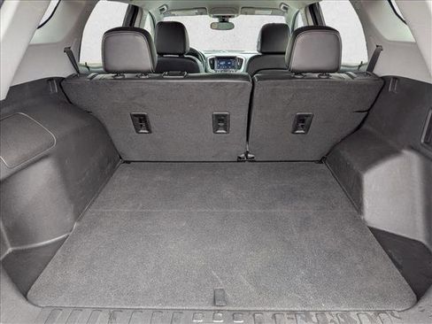 Used 2023 GMC Terrain SLT image 6