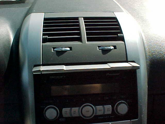 Used 2010 Scion tC FWD image 24