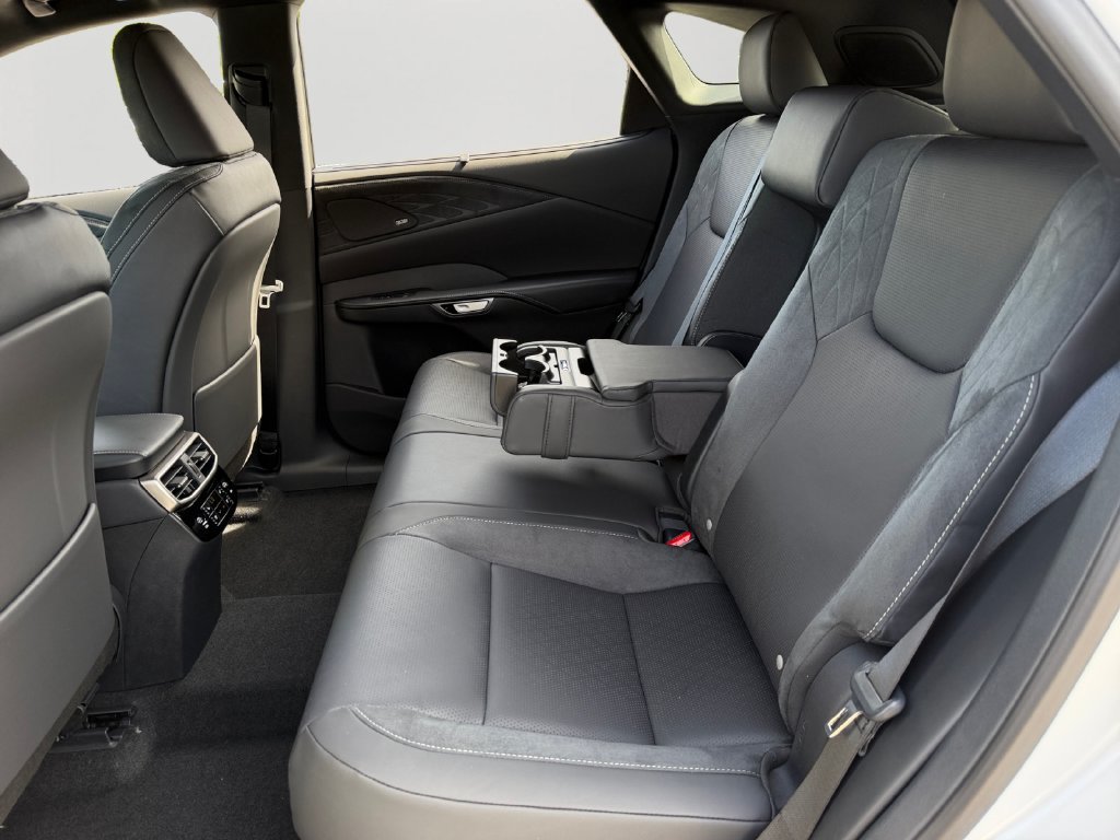 New 2026 Lexus RX 350h AWD/4WD image 8