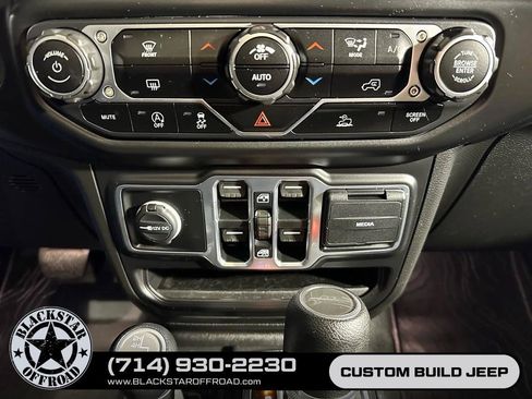 Used 2020 Jeep Gladiator Sport w/ Quick Order Package 24S AWD/4WD image 22