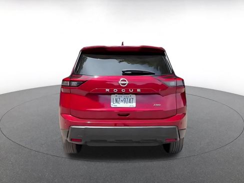 Used 2025 Nissan Rogue SV AWD/4WD image 11