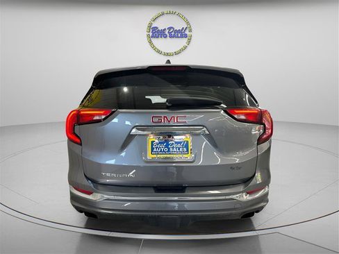 Used 2018 GMC Terrain Denali w/ Advanced Safety Package AWD/4WD image 4