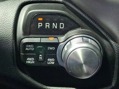 Used 2022 RAM 1500 Laramie AWD/4WD image 14