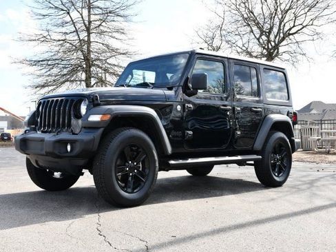 Used 2019 Jeep Wrangler Unlimited Sport image 3
