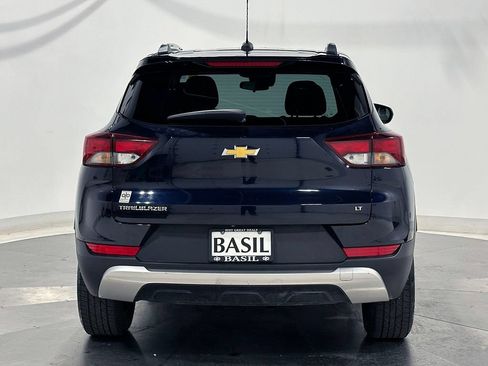 Used 2021 Chevrolet TrailBlazer LT FWD image 12