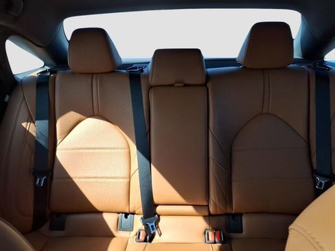 Used 2019 Toyota Avalon Limited w/ Advanced Safety Package FWD image 18