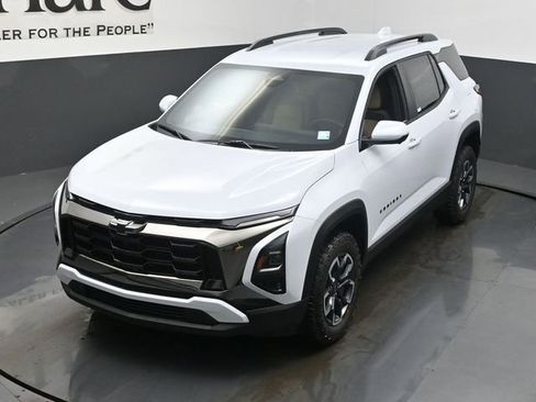 New 2026 Chevrolet Equinox ACTIV w/ Safety and Technology Package image 23