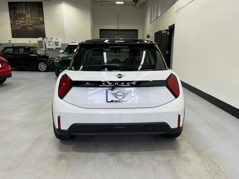 Certified 2025 MINI Cooper 2-Door Hardtop image 4