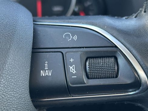 Used 2016 Audi Q5 2.0T Premium Plus w/ Technology Package image 24