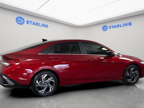 Used 2024 Hyundai Elantra Limited FWD image 10