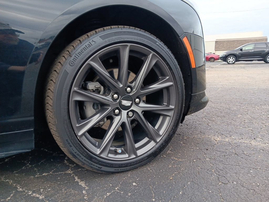Used 2025 Cadillac CT4 Sport AWD/4WD image 3