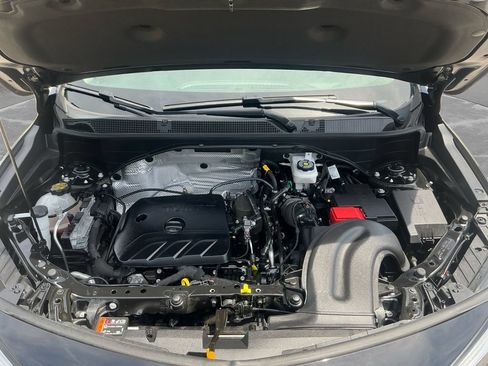 Used 2025 Buick Encore GX Preferred AWD/4WD image 18