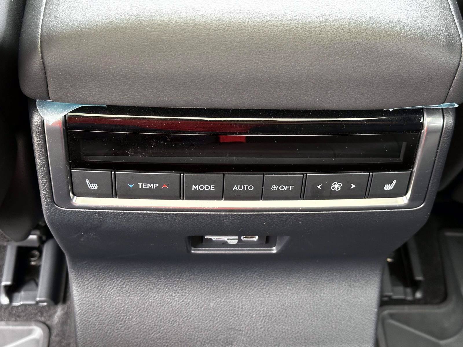 Used 2025 Lexus GX 550 w/ Accessory Package (2T) AWD/4WD image 24