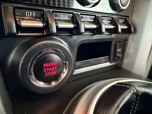 Used 2020 Toyota 86 GT image 14