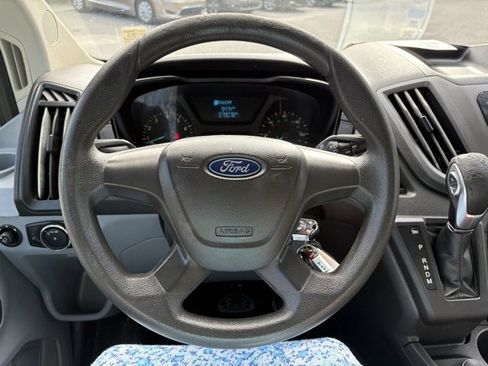 Used 2018 Ford Transit 250 138 image 17