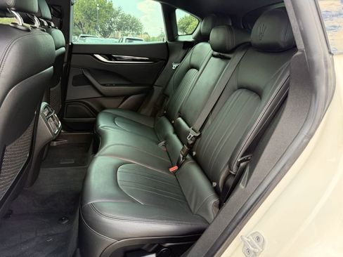 Used 2022 Maserati Levante GT image 28