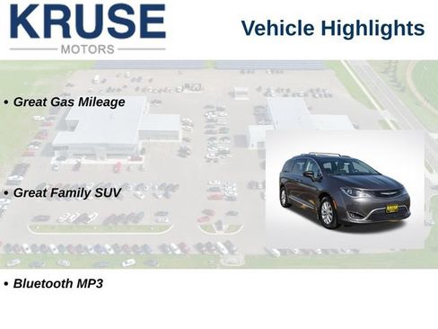 Used 2018 Chrysler Pacifica Touring-L FWD image 26