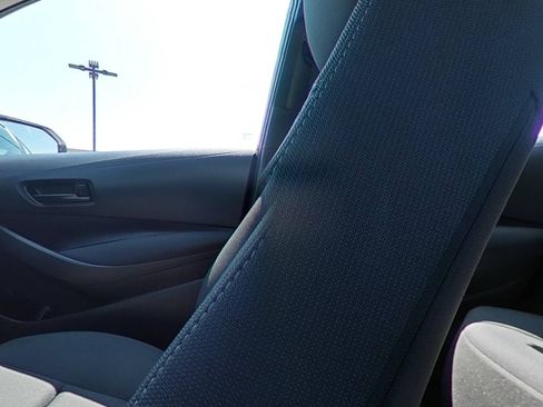 Used 2024 Toyota Corolla LE FWD image 31