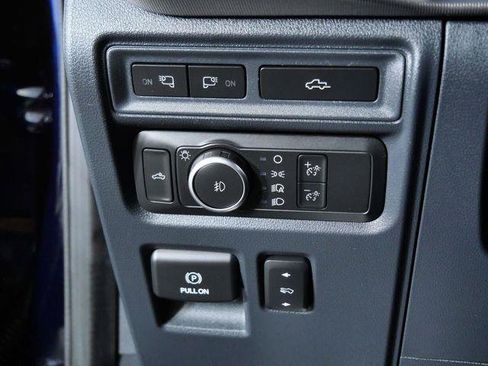 Used 2022 Ford F150 Raptor w/ Equipment Group 801A High AWD/4WD image 23