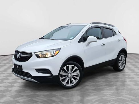 Used 2020 Buick Encore Preferred image 1
