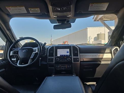 Used 2021 Ford F250 Lariat w/ FX4 Off-Road Package image 21