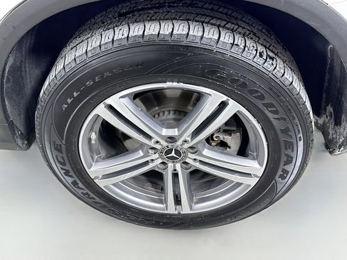 Used 2022 Mercedes-Benz GLC 300 4MATIC image 30