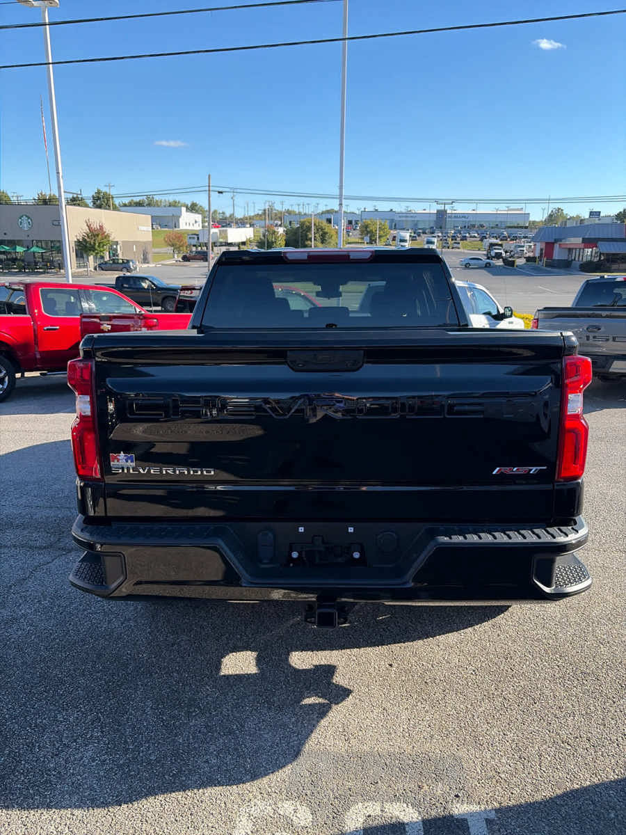 Used 2022 Chevrolet Silverado 1500 RST AWD/4WD image 15