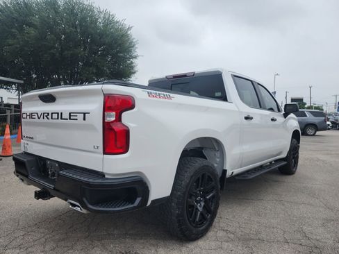 Used 2024 Chevrolet Silverado 1500 LT Trail Boss w/ Convenience Package II AWD/4WD image 3