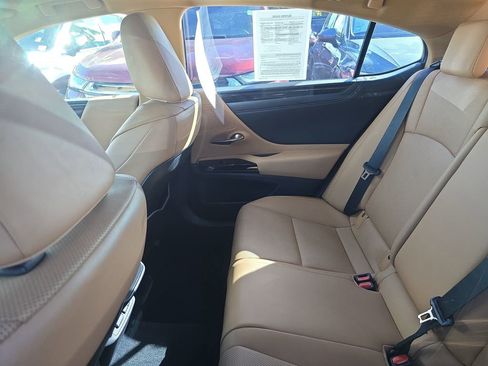 Used 2023 Lexus ES 350 w/ Accessory Package (Z1) image 9