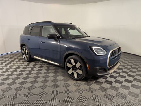 New 2025 MINI Cooper Countryman S w/ Comfort Package Max image 5