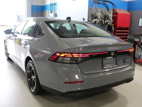 Used 2025 Honda Accord SE image 23