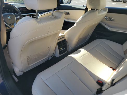 Used 2019 BMW 330i xDrive Sedan w/ Convenience Package image 12